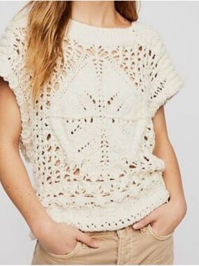 Free people diamond in the rough Open-Knit Cream Women’s Sweater size medium
